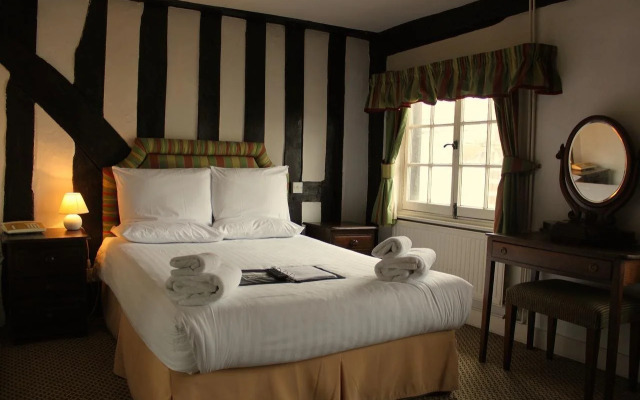 Brook Red Lion Hotel