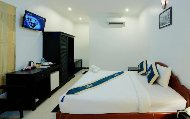 Mango Angkor Boutique