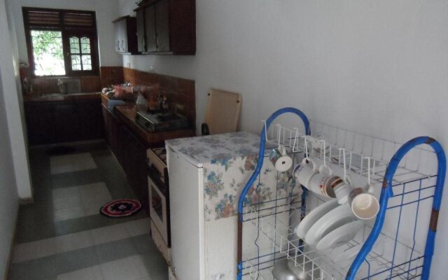 Nirmala Guest House By Tourist House