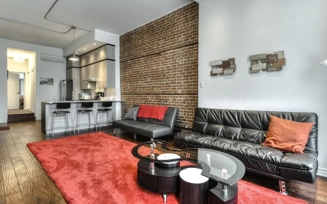 St Laurent Apartments