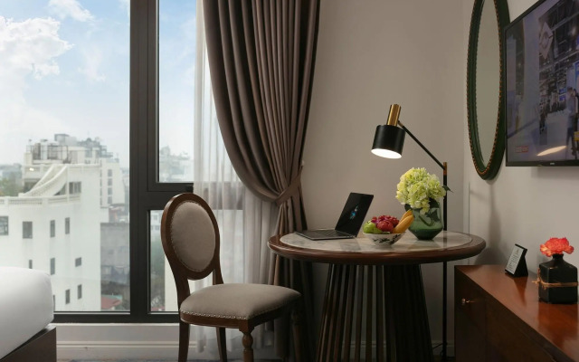The Oriental Jade Hotel