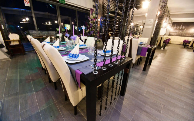 Hotel Malinowski Business