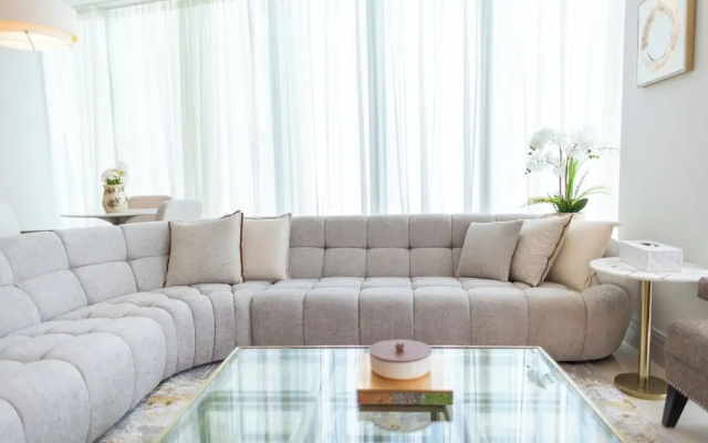 HAPPY SEASON | Four Season apartment