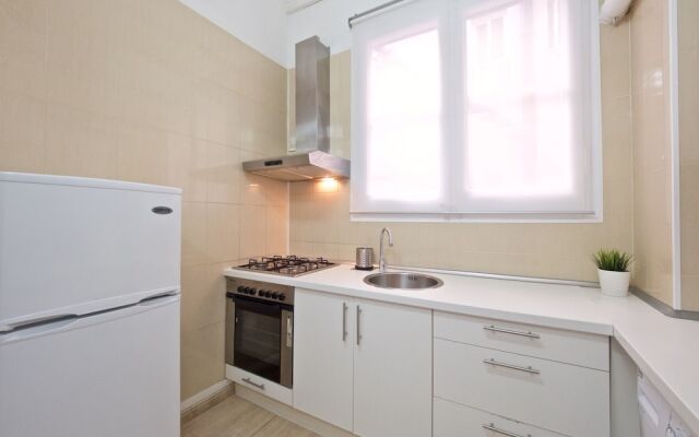 Gaudi Eixample Apartment