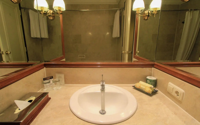 Hotel Salak The Heritage