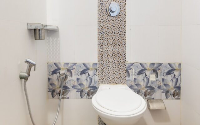 OYO 10523 Spandana Residency