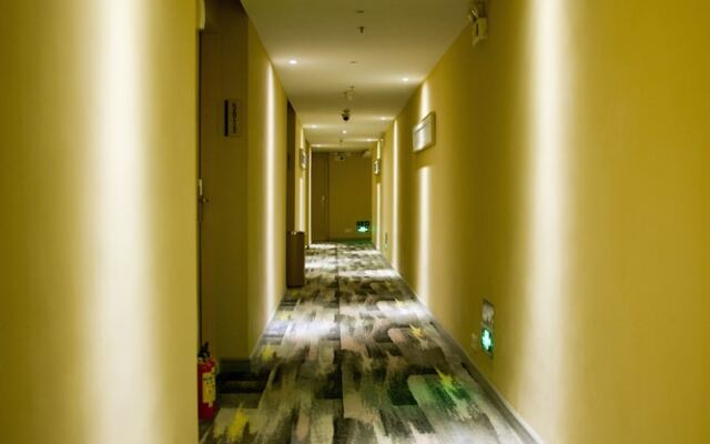 Denise Hotel Apartment(Shangxiajiu Branch)
