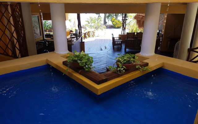 Banana Palms Hotel