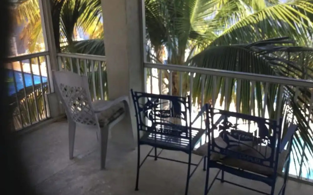 Villa w/ Pool & Dock in Marathon