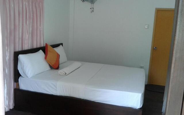Coconut Haven Homestay