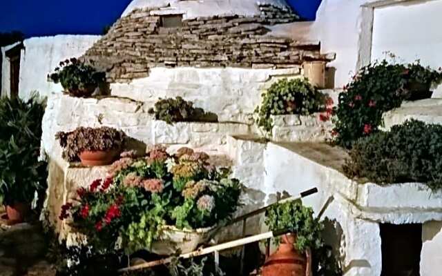 Trulli La Casa Di Rosa