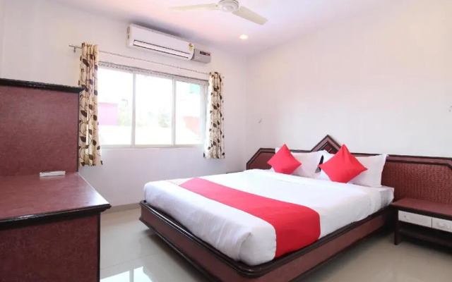 Jambhale Palace by OYO Rooms