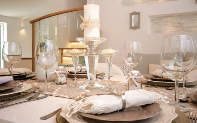 Luxury Villa Malo