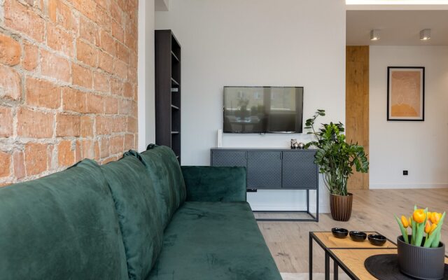 Grójecka Studio Warsaw by Renters