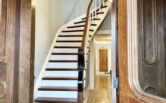 Pert House