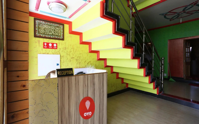 OYO 4484 Hotel EL Classics