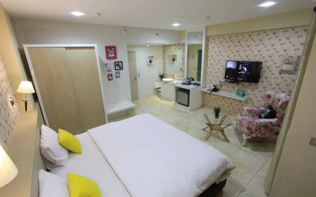 Fastrooms Bekasi Hotel