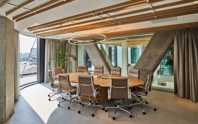 Ruby Emma Hotel Amsterdam