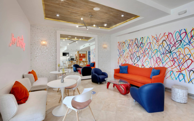 Days Inn by Wyndham Waco University Area