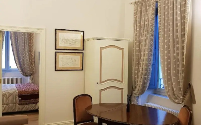 Al Centro Luxury Home