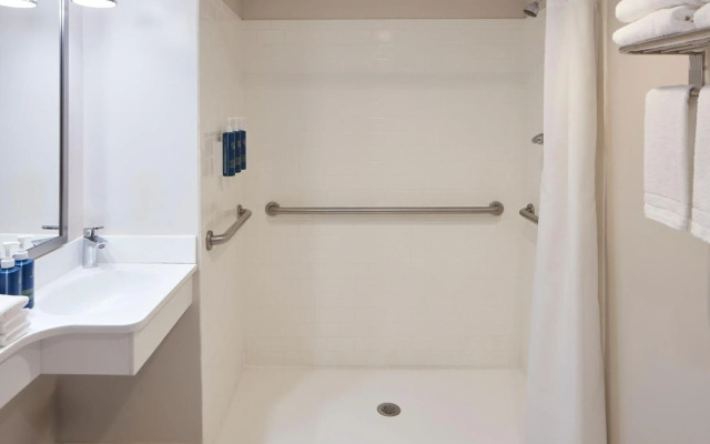 Four Points By Sheraton Virginia Beach Oceanfront