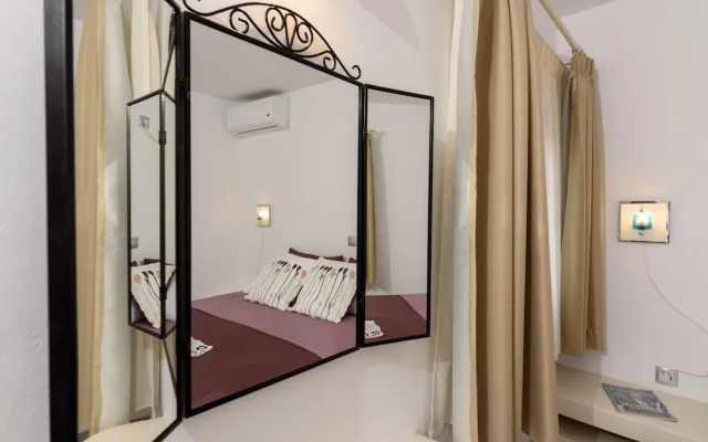 Villa George Santorini