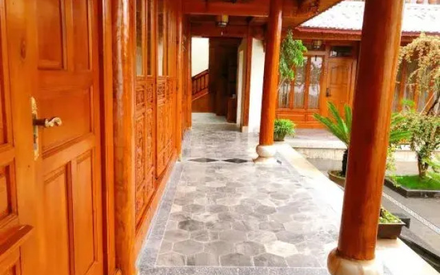 Shaxi Ancient Town Manye Bieyuan