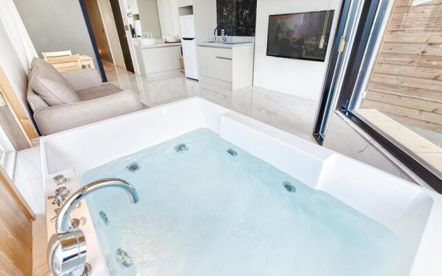 Sokcho Moreve Pension