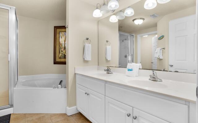 Majestic Beach Towers 1-407