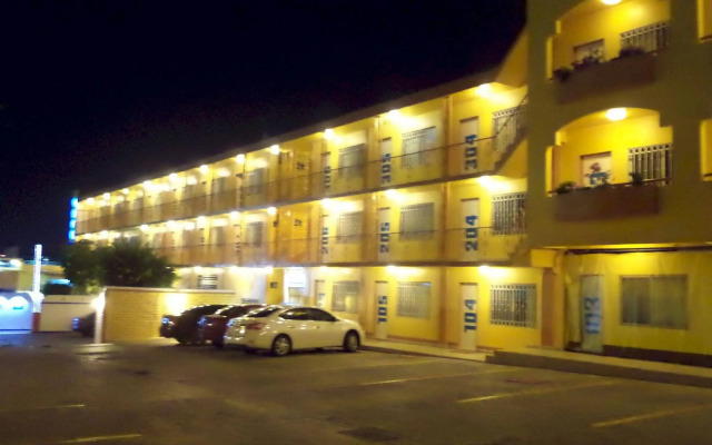 Hotel Pacific