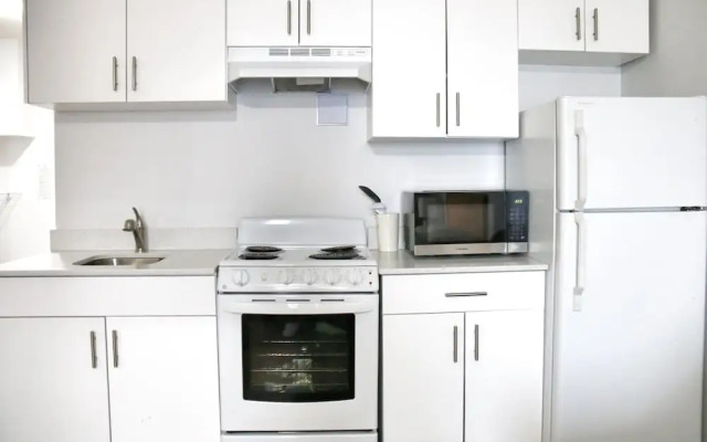 Western Budget Motel Plus Mosaic Suites