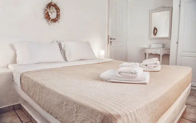 Mykonos Hippy Luxury