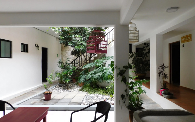 Santa Josefita Bed & Breakfast