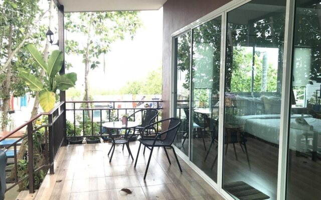 Rimlay Resort