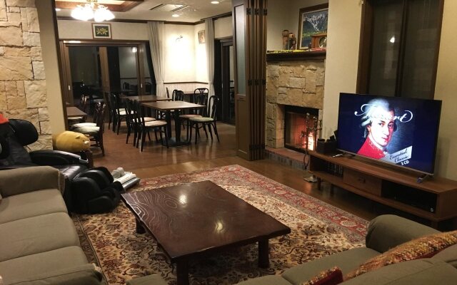 Seventh Heaven Hakuba Hotel