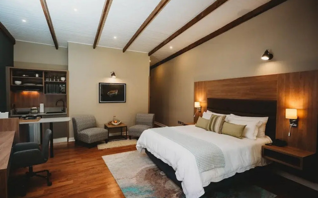 The 5 Sandalwood Lodge is Situated in Mount Pleasant - 2019