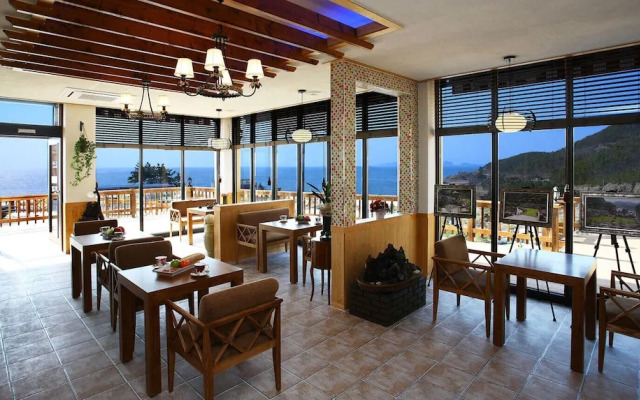 Wind Garden Pension