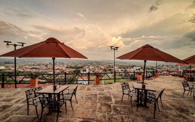 Hotel Las Rocas Resort