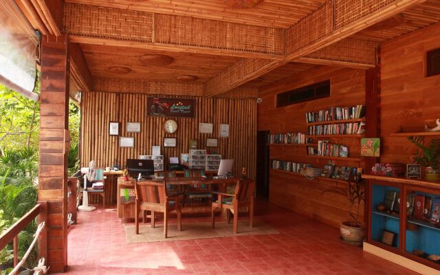 Longtail Beach Resort