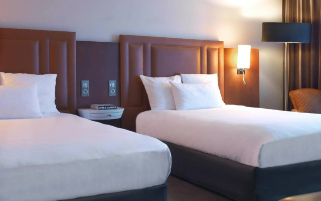 Renaissance Paris Hippodrome De St. Cloud Hotel