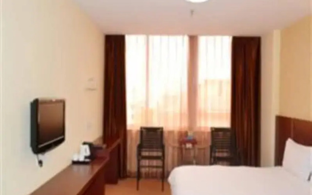 PinShang Business Hotel