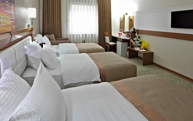 Selcuk Hotel Sems-i Tebrizi
