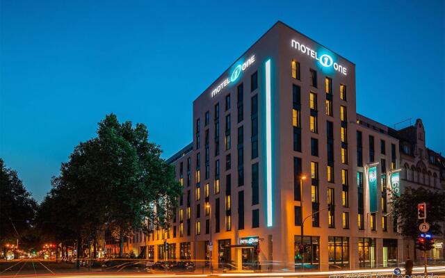 Motel One Düsseldorf - Hauptbahnhof