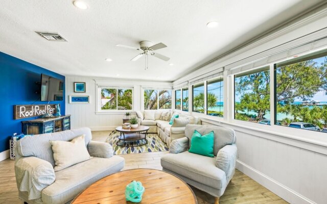 Bayside Bungalows by AMI Locals