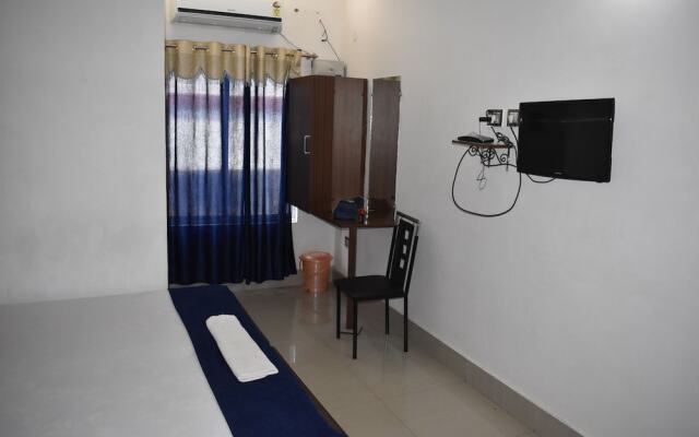 Indira Lodge