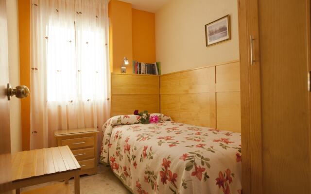 Malaga 101679 3 Bedroom Apartment By Mo Rentals