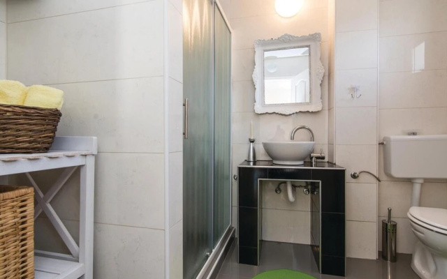 Amazing Home in Privlaka-sabunike With 2 Bedrooms, Wifi and Outdoor Swimming Pool