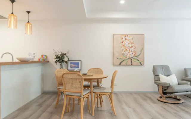 Best Location 2-bed With Gym, Pool 7-min From CBD