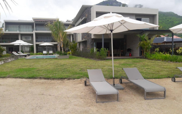 L'Escale Beachfront Residences