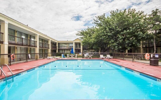 Quality Inn Ponca City